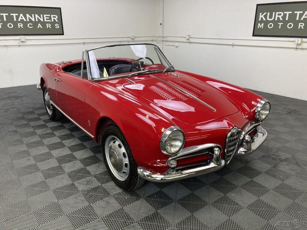 1963 Alfa Romeo Guiletta Spider 1963 ALFA ROMEO GUILIETTA SPYDER. ALFA RED - photo 13
