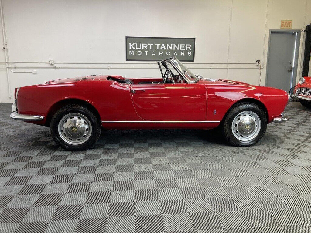 1963 Alfa Romeo Guiletta Spider 1963 ALFA ROMEO GUILIETTA SPYDER. ALFA RED - photo 7