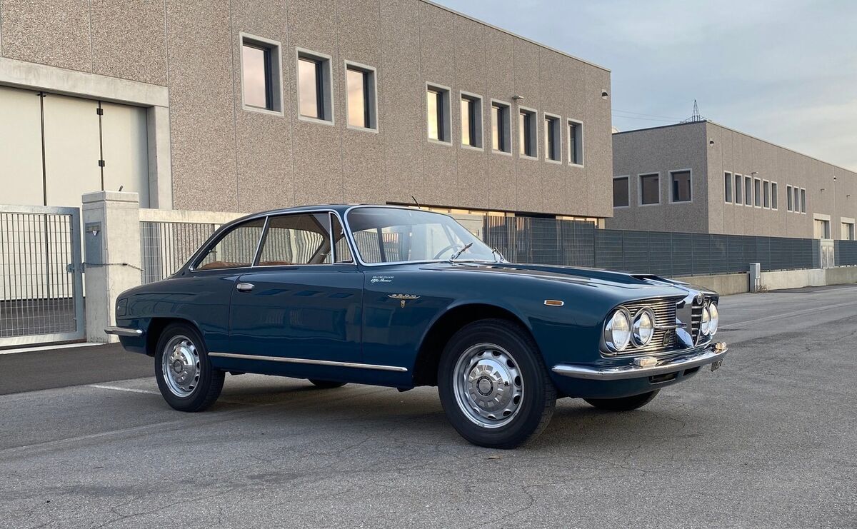 1963 Alfa Romeo Sprint 2600 Sprint 260 One of 6,999 Fully restored in 1990s - photo 5