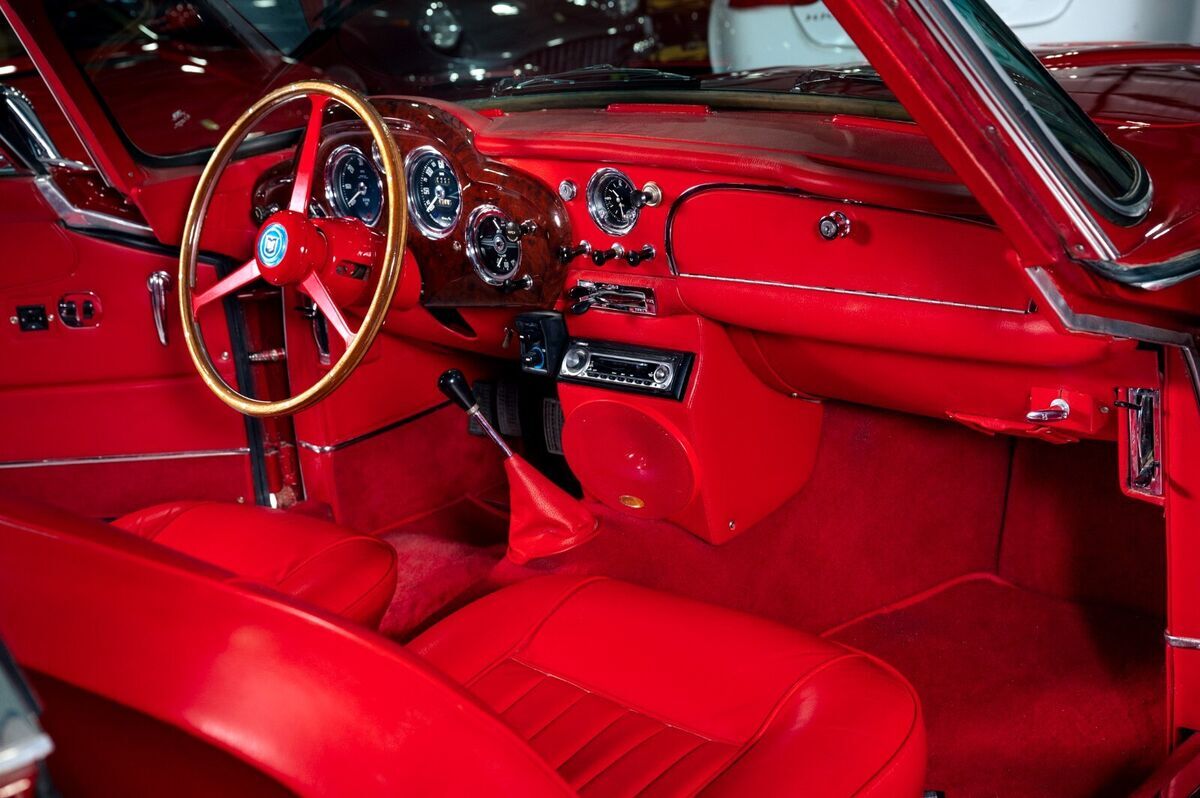 1963 Aston Martin DB4 - photo 11