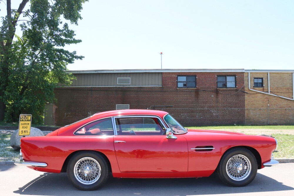 1963 Aston Martin DB4 Series V - photo 3