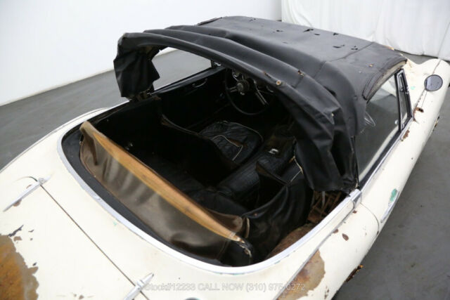 1963 Austin Healey 3000 Convertible Sports Car - photo 12