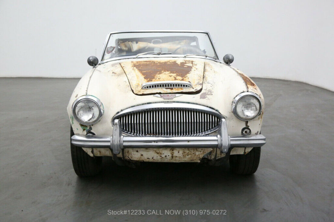 1963 Austin Healey 3000 Convertible Sports Car - photo 2