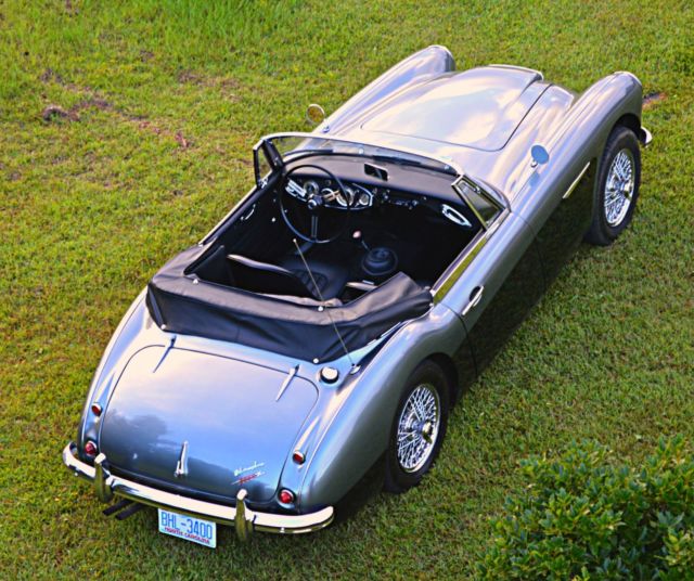 1963 Austin Healey 3000 Black interior, chrome trim - photo 3