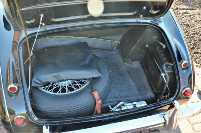 1963 Austin Healey 3000 Mk II - photo 8