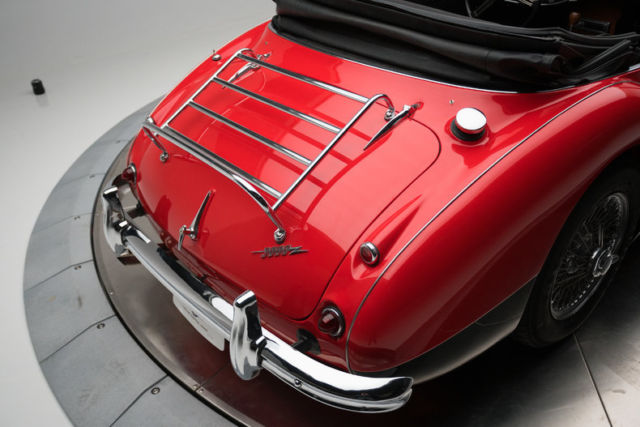 1963 Austin Healey 3000 MK II Roadster - photo 2