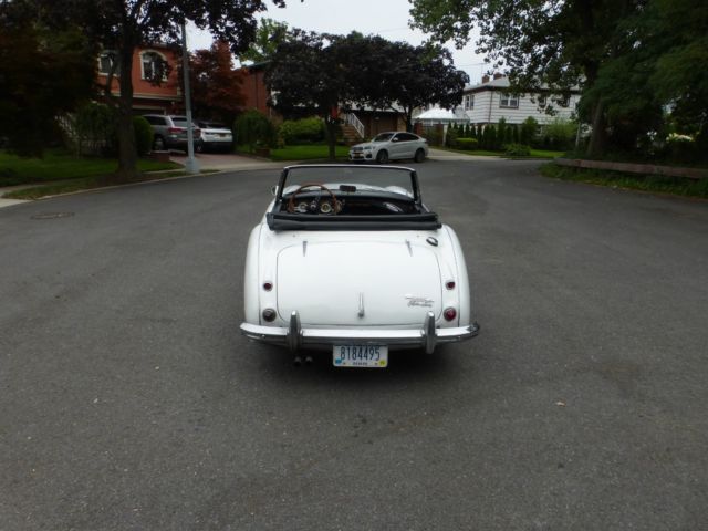 1963 Austin Healey 3000 MKII BJ7 - photo 3