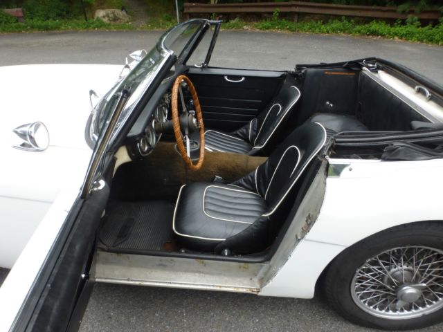 1963 Austin Healey 3000 MKII BJ7 - photo 8
