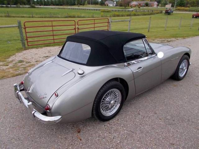 1963 Austin Healey 3000 MKII - photo 12