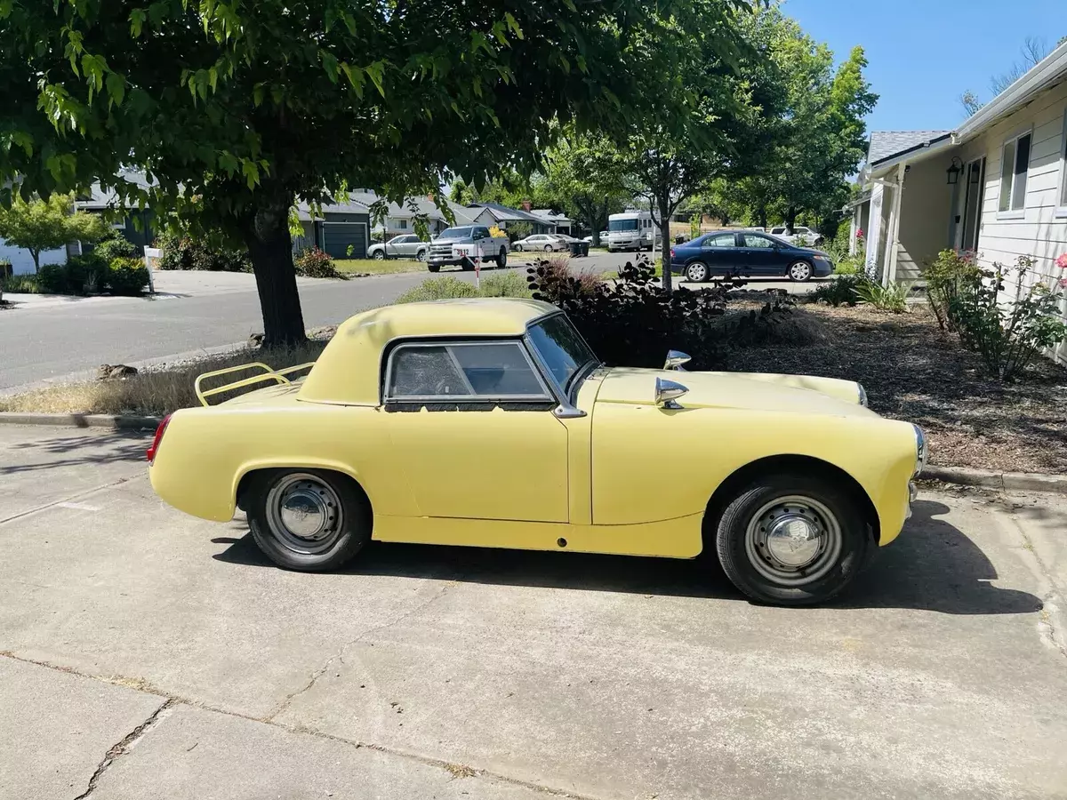 1963 Austin Sprite Yellow Healey MKII 1963 Austin Sprite Healey MKII