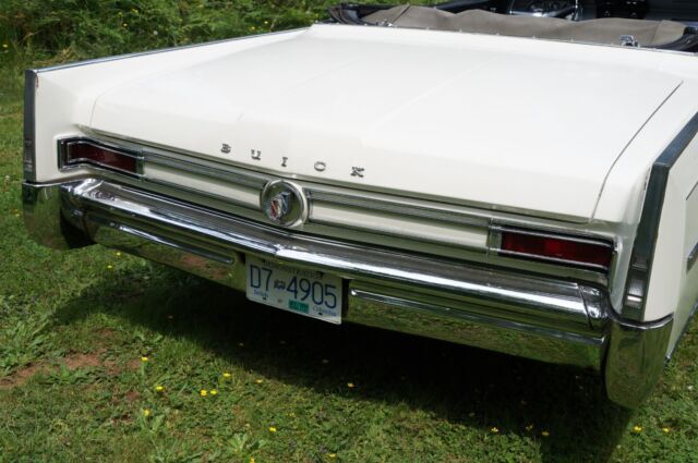 1963 Buick Electra Convertible - photo 11