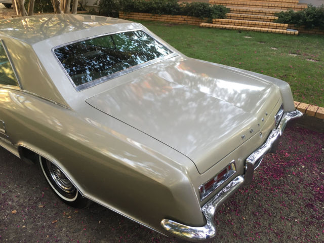 1963 Buick Riviera - photo 2