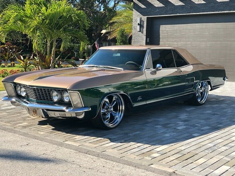 1963 Buick Riviera Coupe 14,548 Miles Restoration V8 Custom paint AC Automatic 1963 Buick Riviera 2dr Coupe