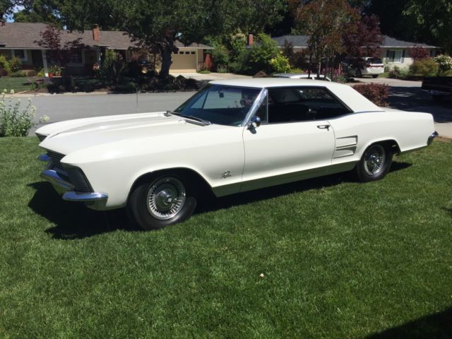 1963 BUICK RIVIERA--IMMACULATE ORIGINAL---42K MILES---NEEDS NOTHING---ORG. PAINT 1963 Buick Riviera