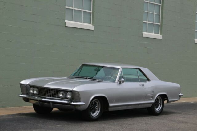 1963 Buick Riviera - photo 2