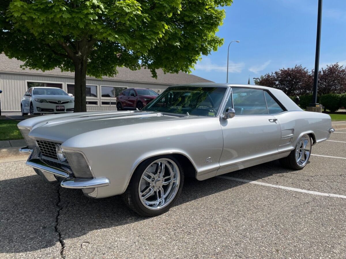1963 Buick Riviera - photo 2