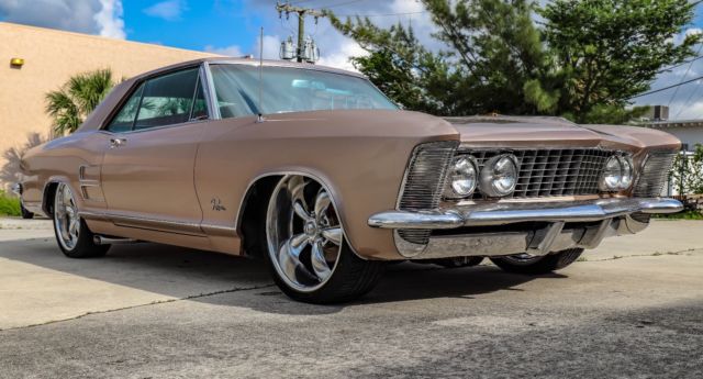 1963 Buick Riviera wildcat new interior, rims, tires, disc brakes 1963 Buick Riviera