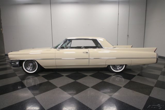 1963 Cadillac Coupe Deville - photo 2