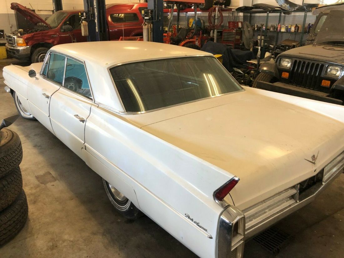1963 Cadillac DeVille - photo 2