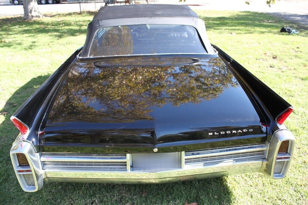 1963 Cadillac Eldorado Biarritz Convertible - photo 5