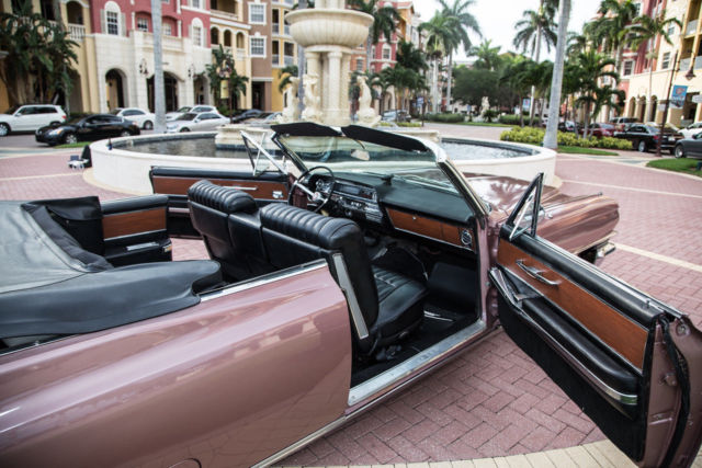 1963 Cadillac Eldorado Biarritz Convertible - photo 11
