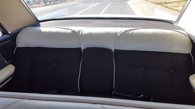 1963 Cadillac DeVille Hardtop Sedan - photo 12