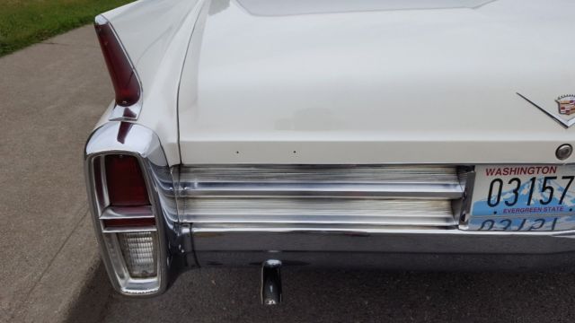 1963 Cadillac DeVille Hardtop Sedan - photo 4
