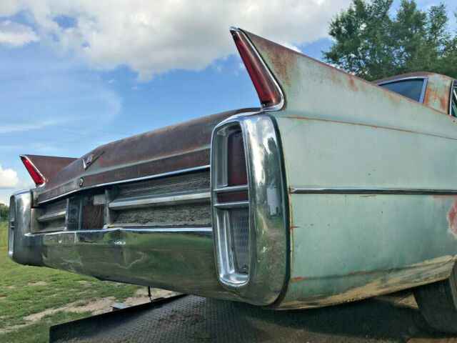 1963 CADILLAC SEDAN DEVILLE 4 DOOR PROJECT OR PARTS CAR 1963 Cadillac DeVille