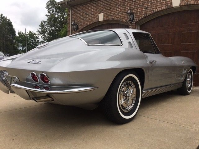 1963 Chevrolet 327 CID SPLIT WINDOW - photo 4
