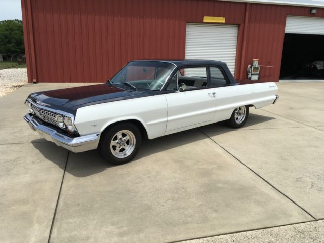 1963 Chevrolet Biscayne cruiser loaded with AC 1963 Chevrolet Impala Biscayne