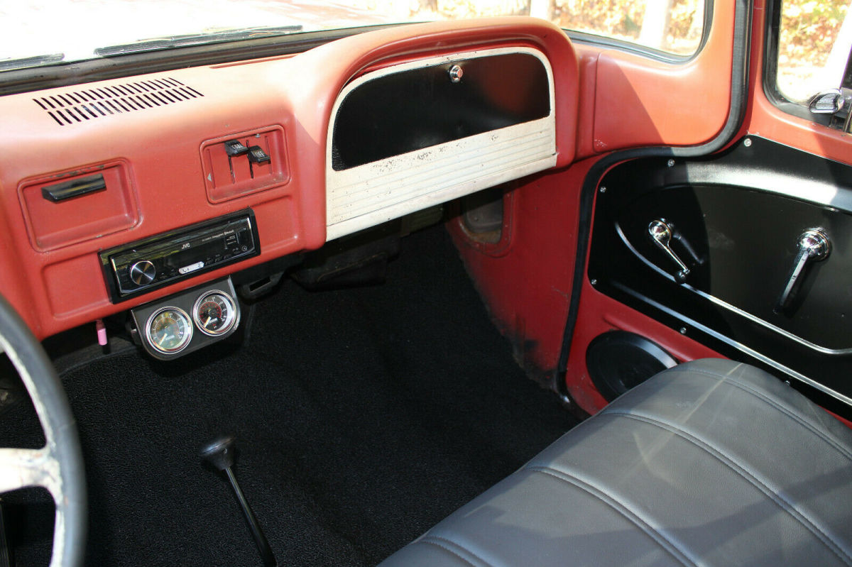 1963 Chevrolet C-10 Custom Cab - photo 4