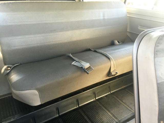 1963 Chevrolet Suburban - photo 13
