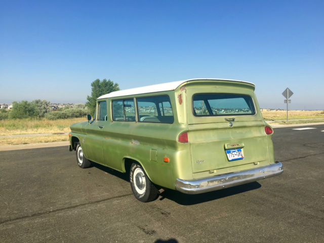 1963 Chevrolet Suburban - photo 2