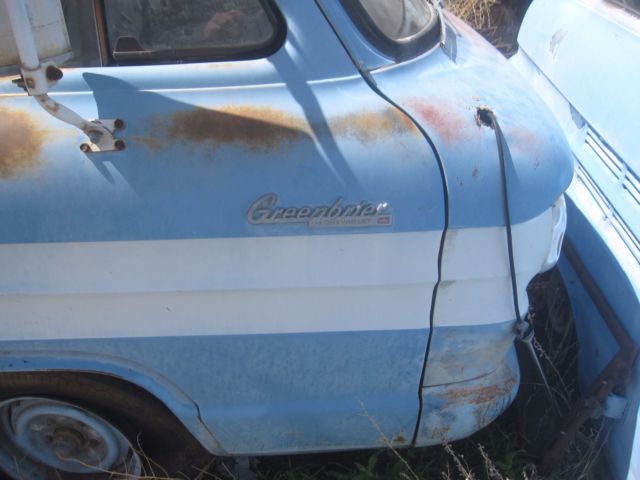 1963 Chevrolet Corvair Greenbrier Sportswagon - photo 4