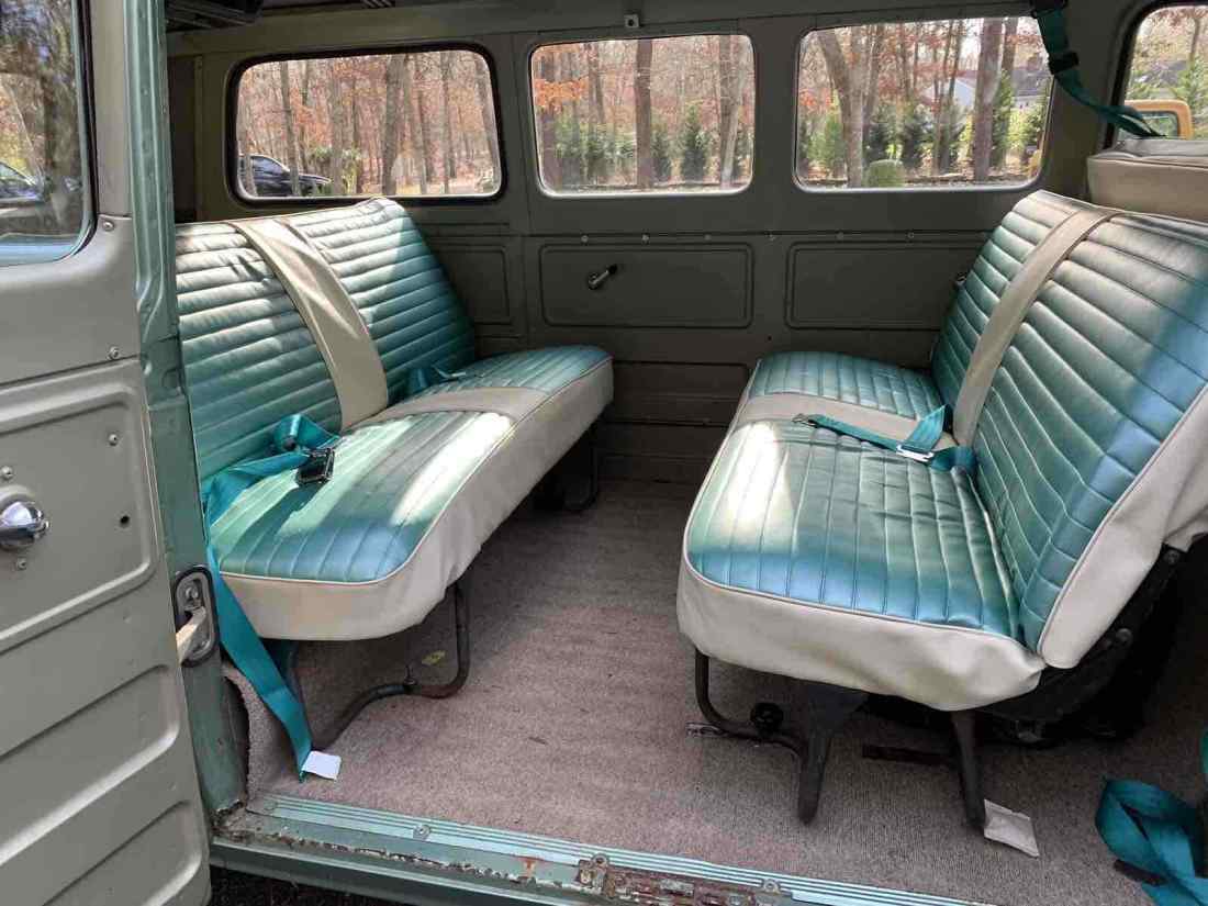 1963 Chevrolet corvair greenbrier turquoise and white - photo 12