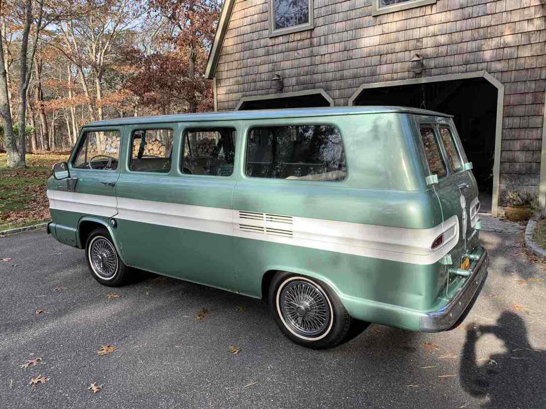 1963 Chevrolet corvair greenbrier turquoise and white - photo 2