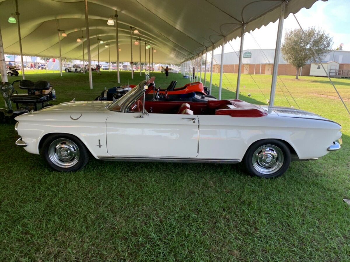 1963 Chevrolet Corvair - photo 2