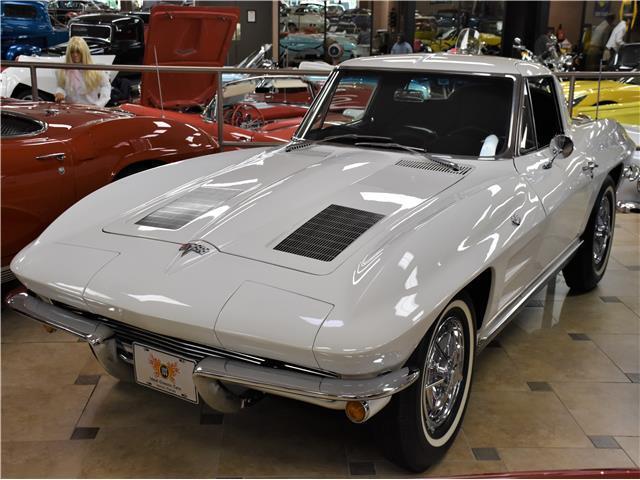 1963 Chevrolet Corvette 0 Ermine White 327C.I. 4-Speed Manual 1963 Chevrolet Corvette --