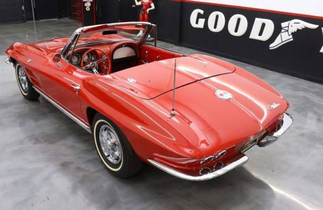 1963 Chevrolet Corvette -- - photo 10