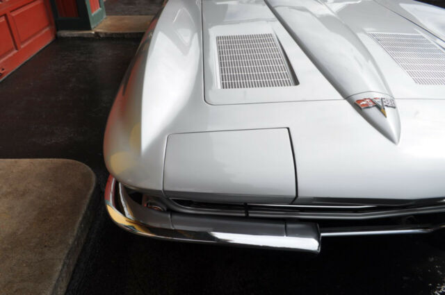 1963 Chevrolet Corvette 1963 Sebring Silver/Red #'s Matching 4sp Coupe! - photo 11