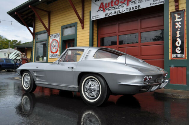 1963 Chevrolet Corvette 1963 Sebring Silver/Red #'s Matching 4sp Coupe! - photo 8