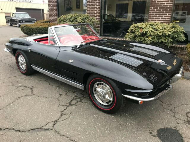 1963 Chevrolet Corvette 327-300hp - photo 2