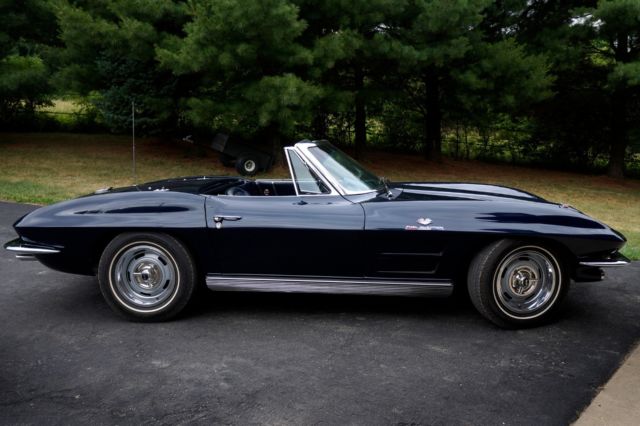 1963 Chevrolet Corvette Convertible - photo 3