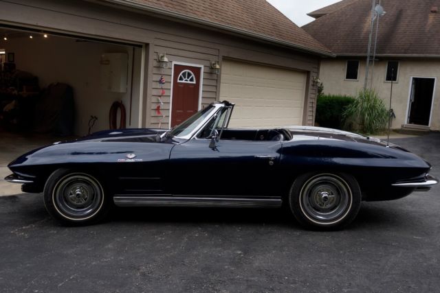 1963 Chevrolet Corvette Convertible - photo 4