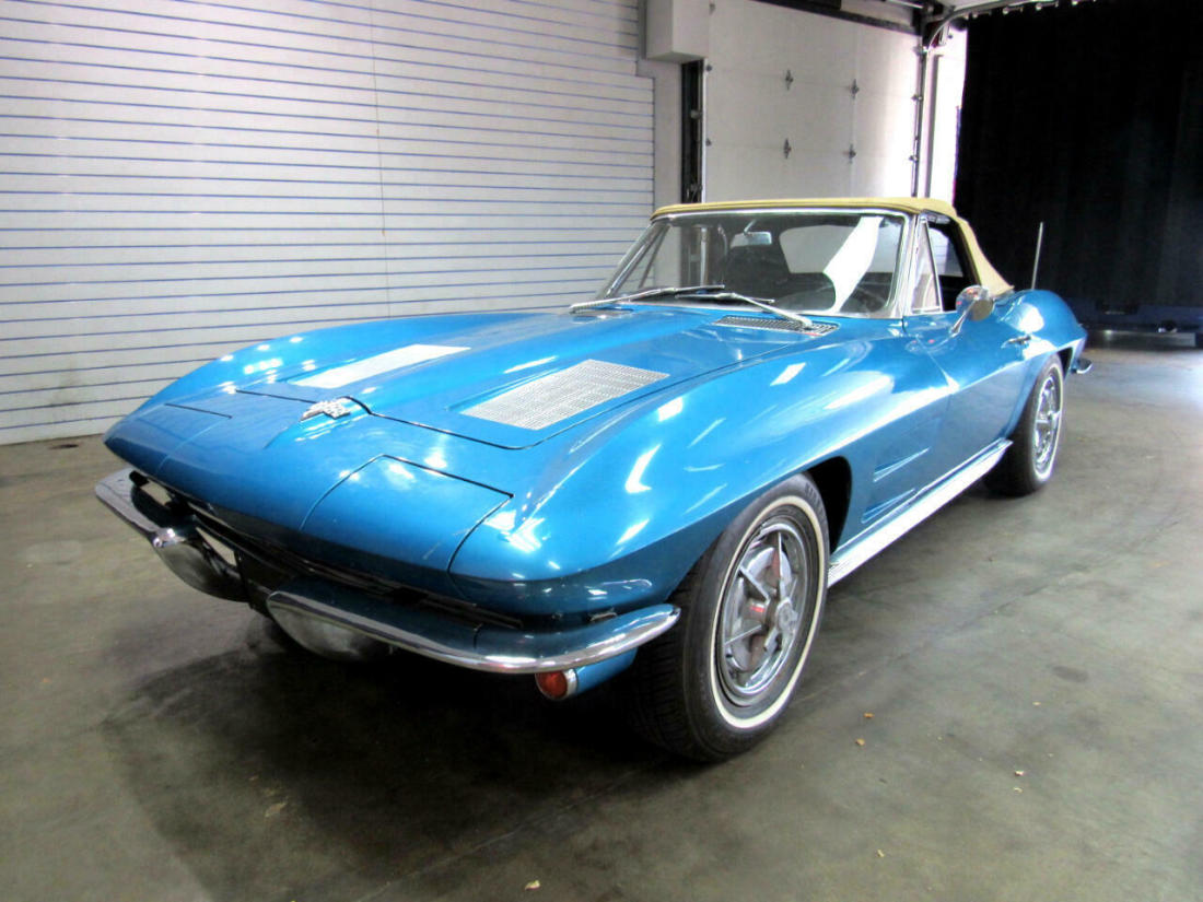 1963 Chevrolet Corvette - photo 11