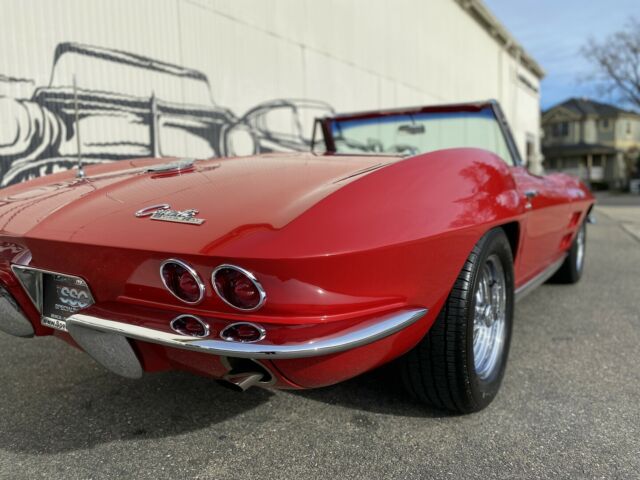1963 Chevrolet Corvette - photo 11