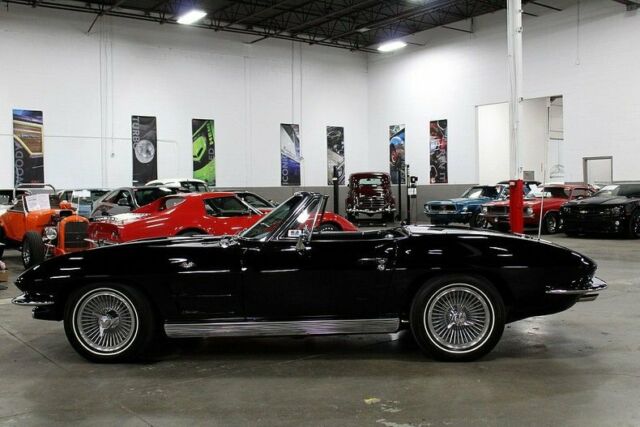 1963 Chevrolet Corvette -- - photo 2