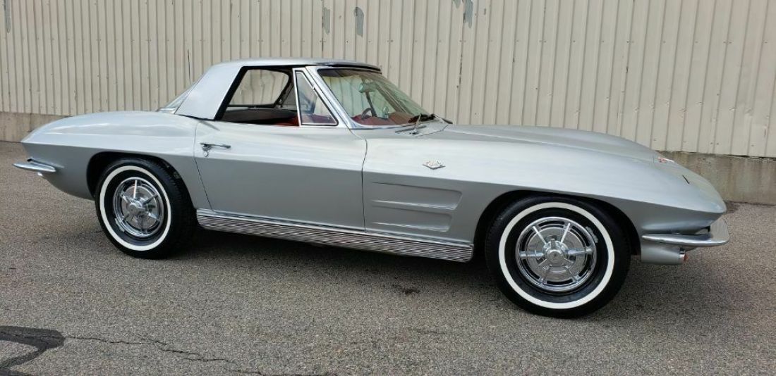1963 CHEVROLET CORVETTE AWESOME COLOR COMBO SEBRING SILVER EXTERIOR WITH RED INT 1963 Chevrolet Corvette SEBRING SILVER 1963 CORVETTE