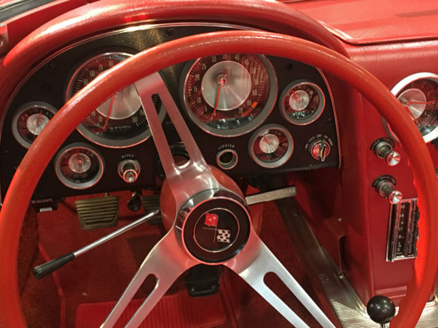 1963 Chevrolet Corvette FUEL INJECTION - 4 SPEED! - photo 10