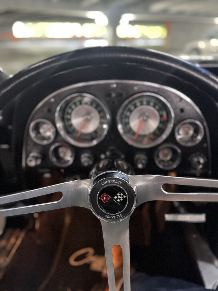 1963 Chevrolet Corvette stingray - photo 13